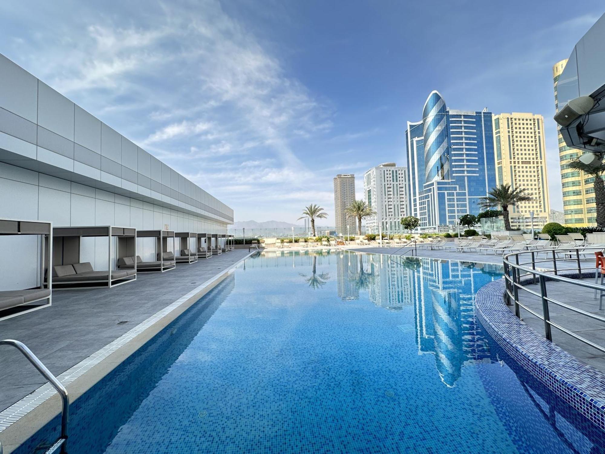 Aparthotel Adagio Эль-Фуджайра Экстерьер фото