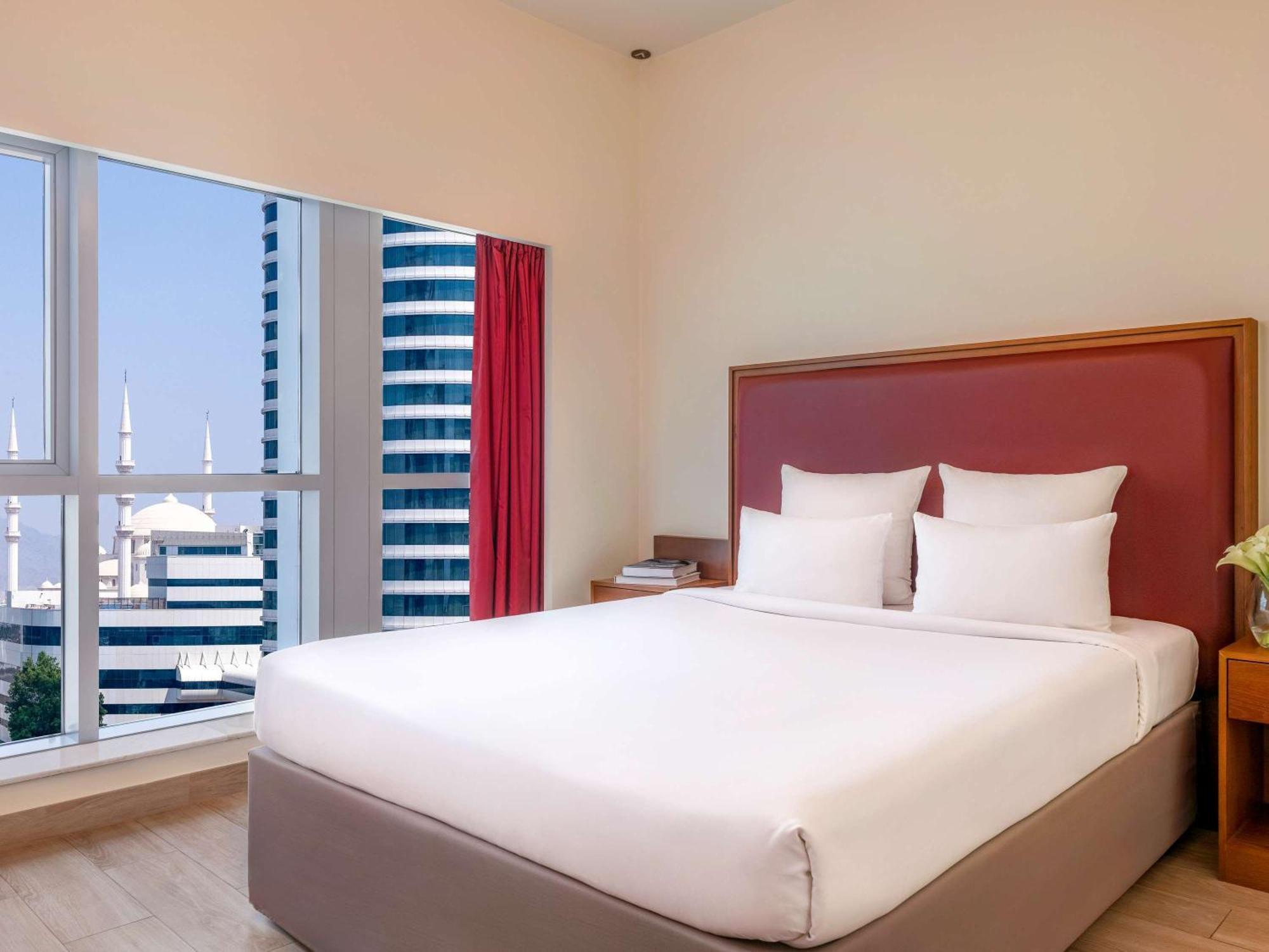 Aparthotel Adagio Эль-Фуджайра Экстерьер фото